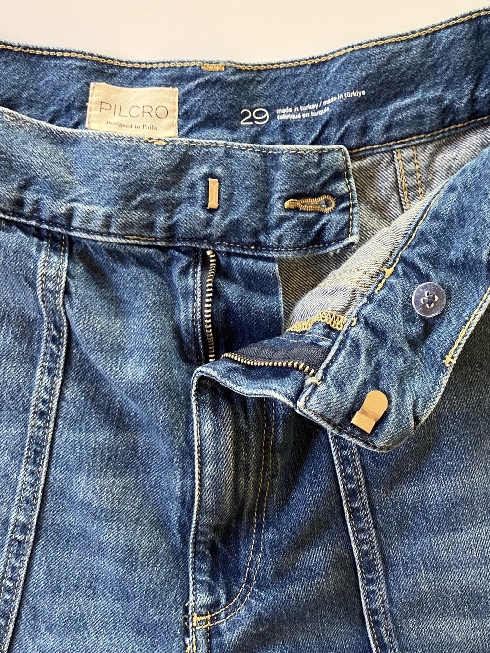 Pilcro Utility High-Rise Wide-Leg Jeans 29 - Picture 5 of 10